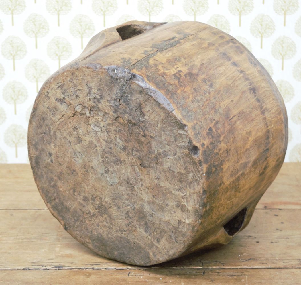 18TH-CENTURY ONE-PIECE DUGOUT PAIL/BUCKET - Image 3 of 3