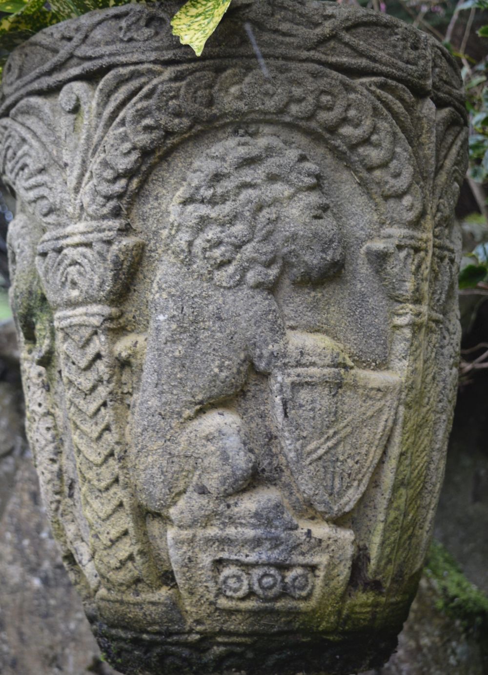 CARVED STONE PLANTER - Image 2 of 4