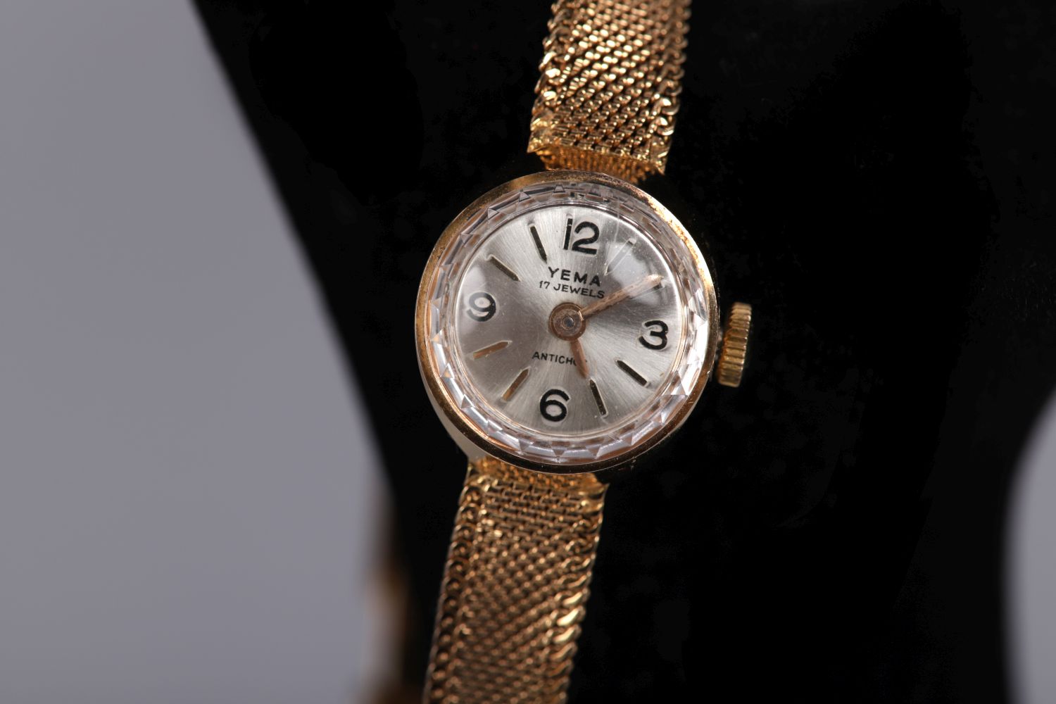 18K GOLD YEMA JEWELLED LADIES' WATCH - Image 2 of 4