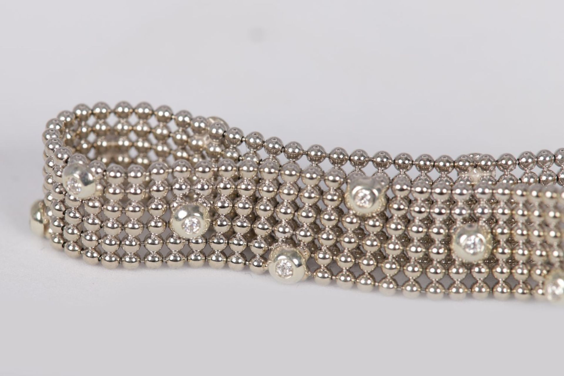 9K WHITE GOLD & DIAMOND BRACELET - Bild 3 aus 4