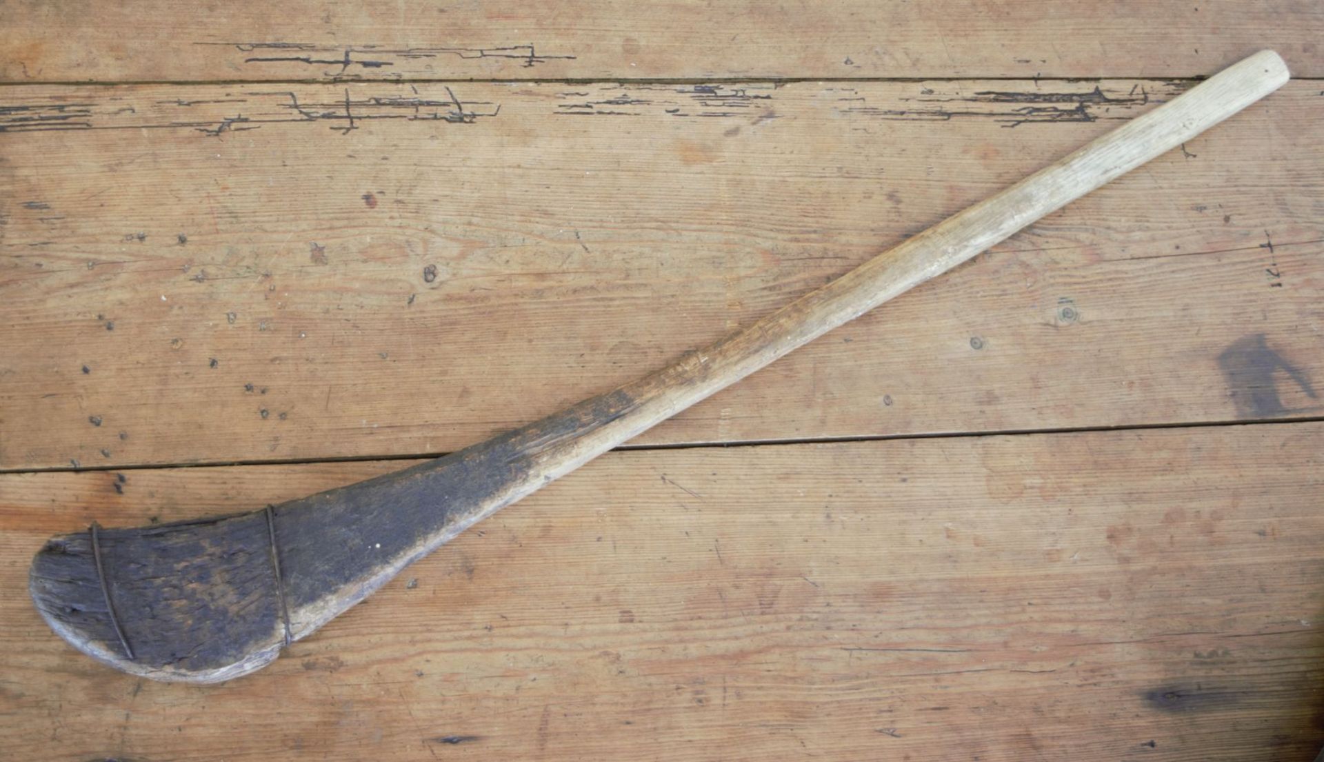 EARLY PRIMITIVE ASH HURLING STICK