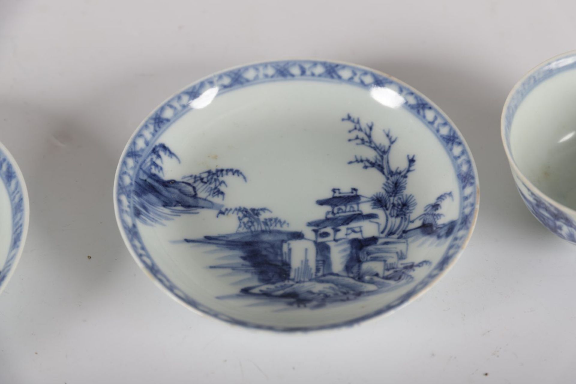 2 CHINESE NANKING CARGO CUPS - Image 4 of 4