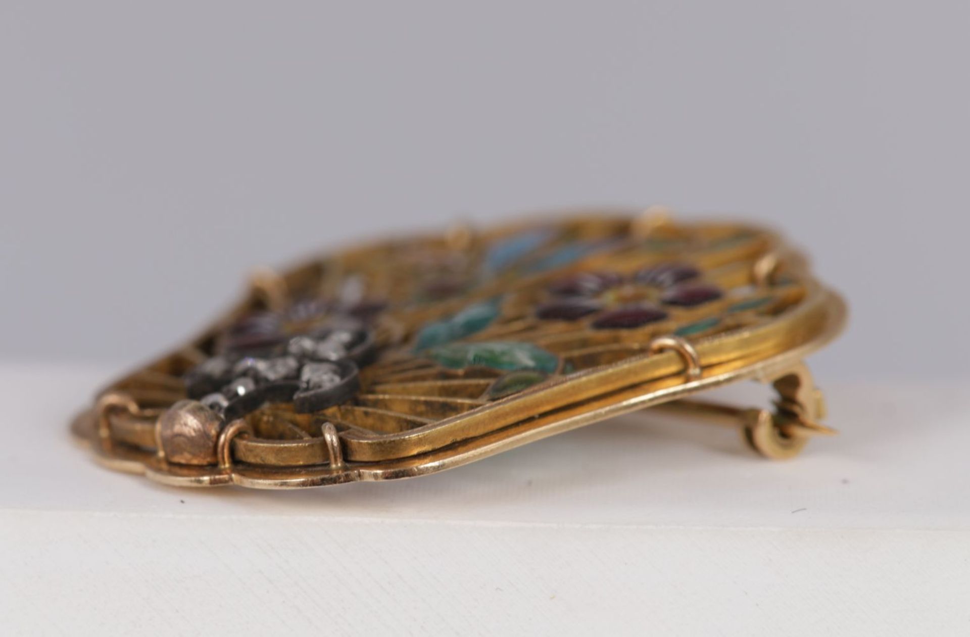 18K GOLD & SILVER DIAMOND NATURALIST BROOCH - Image 3 of 5