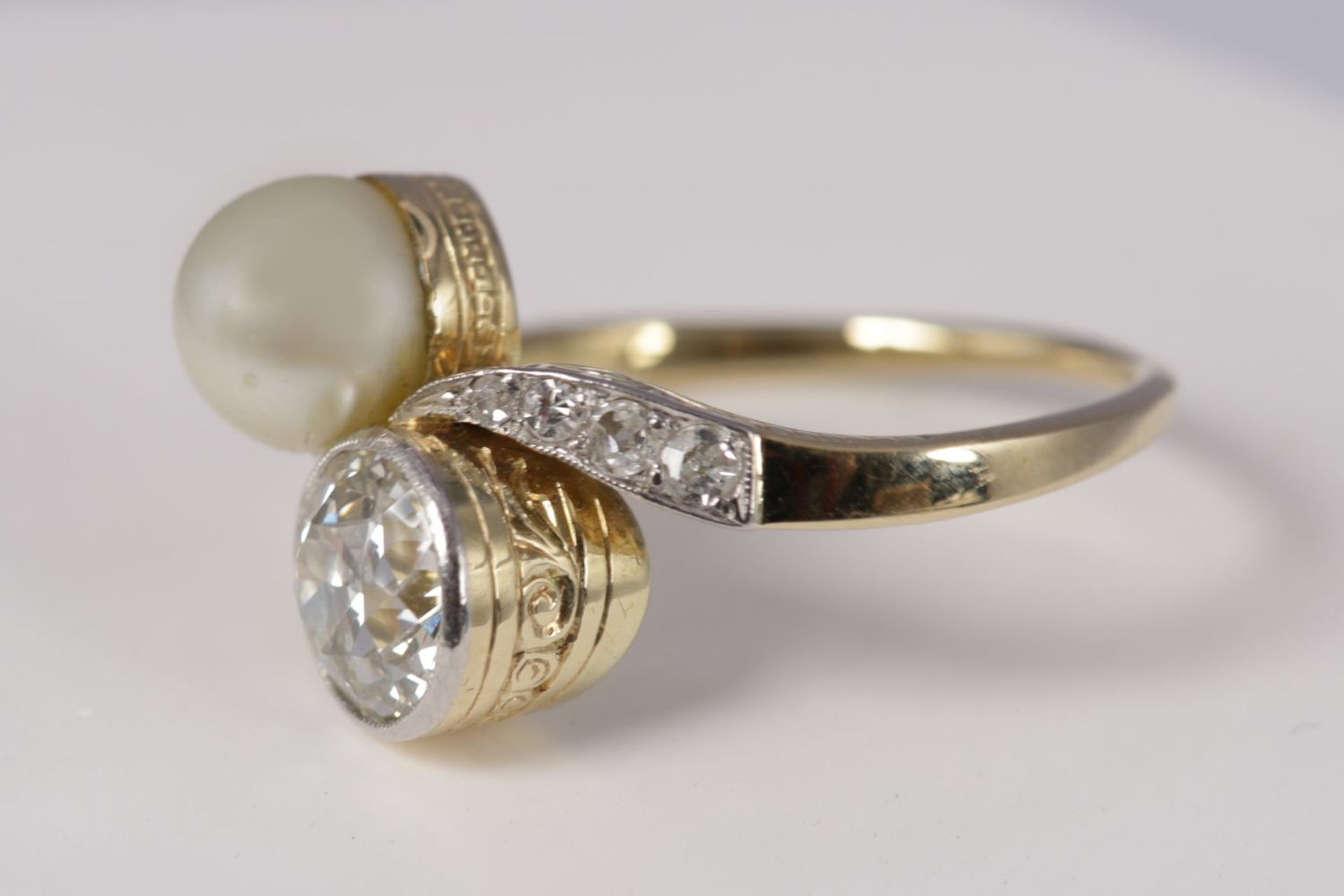 ANTIQUE GOLD, DIAMOND & PEARL TOI-ET-MOI RING - Bild 3 aus 4