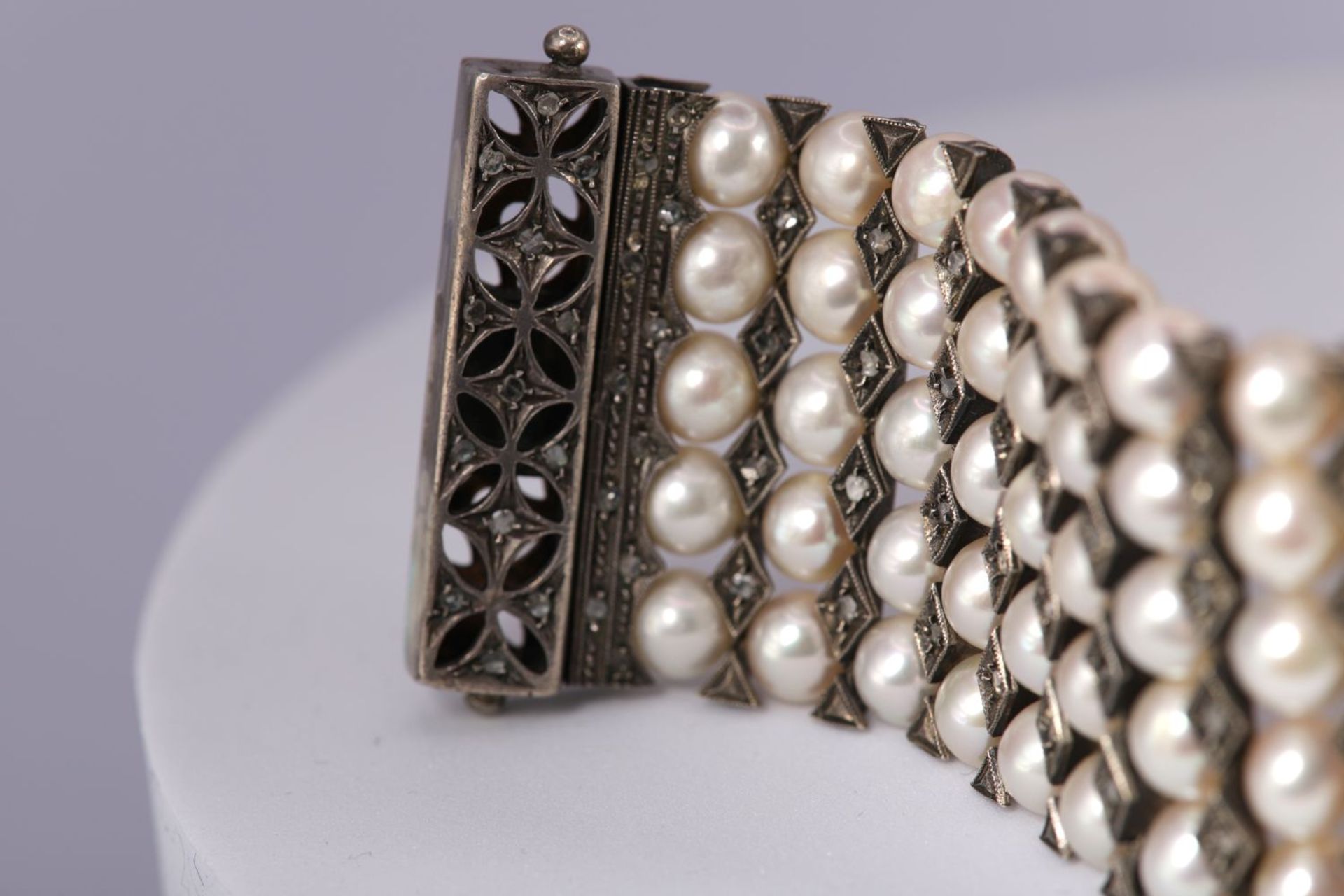 DIAMOND AND PEARL CUFF BRACELET - Image 3 of 3
