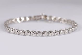 18K WHITE GOLD & DIAMOND RACELET