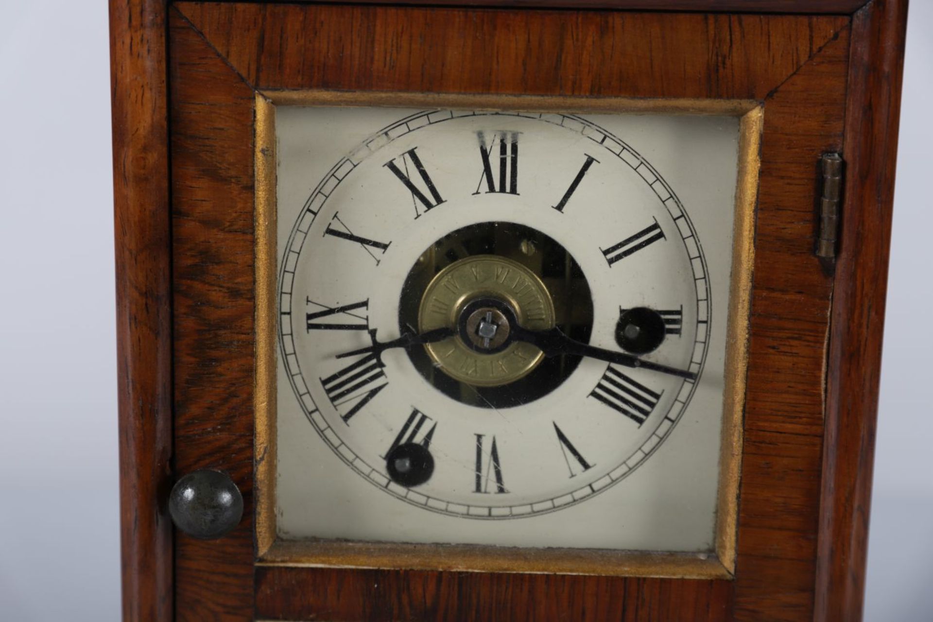 19TH-CENTURY AMERICAN ROSEWOOD CASED MANTLE CLOCK - Image 3 of 3