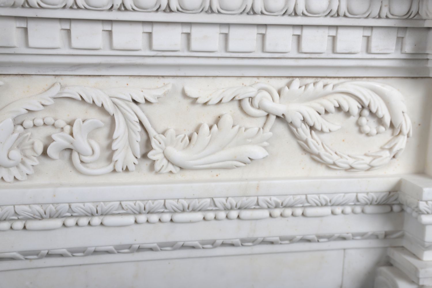 LARGE NEO-CLASSICAL MARBLE CHIMNEY PIECE - Image 4 of 4