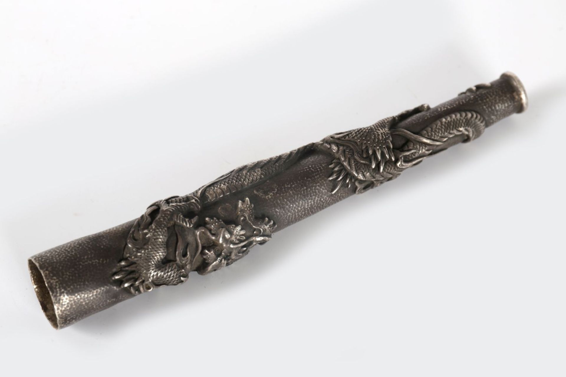 19TH-CENTURY CHINESE SILVER PARASOL HANDLE