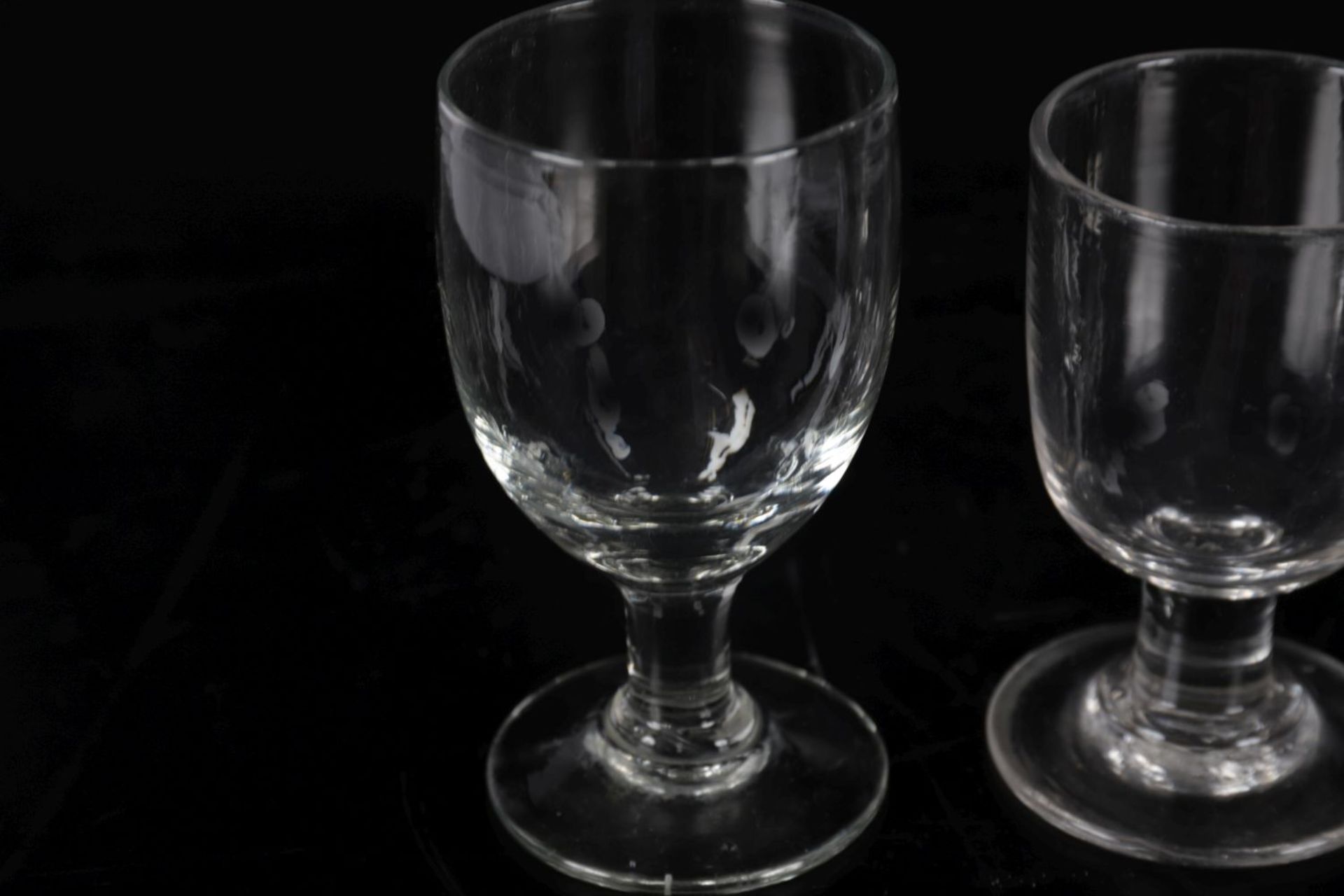 3 18TH-CENTURY GLASS RUMMERS - Bild 2 aus 3