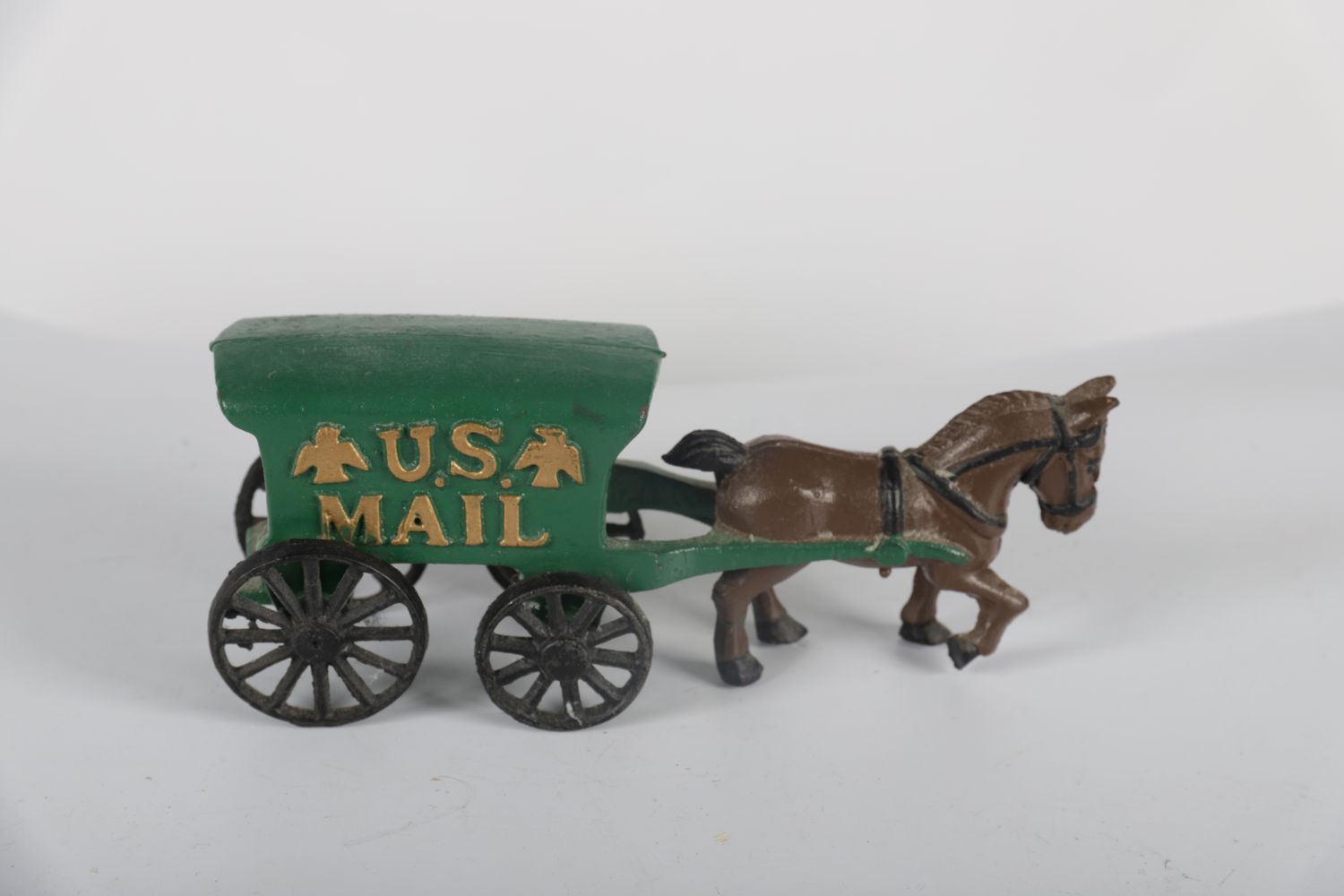 CAST IRON US MAIL HORSE AND COACH - Image 3 of 3