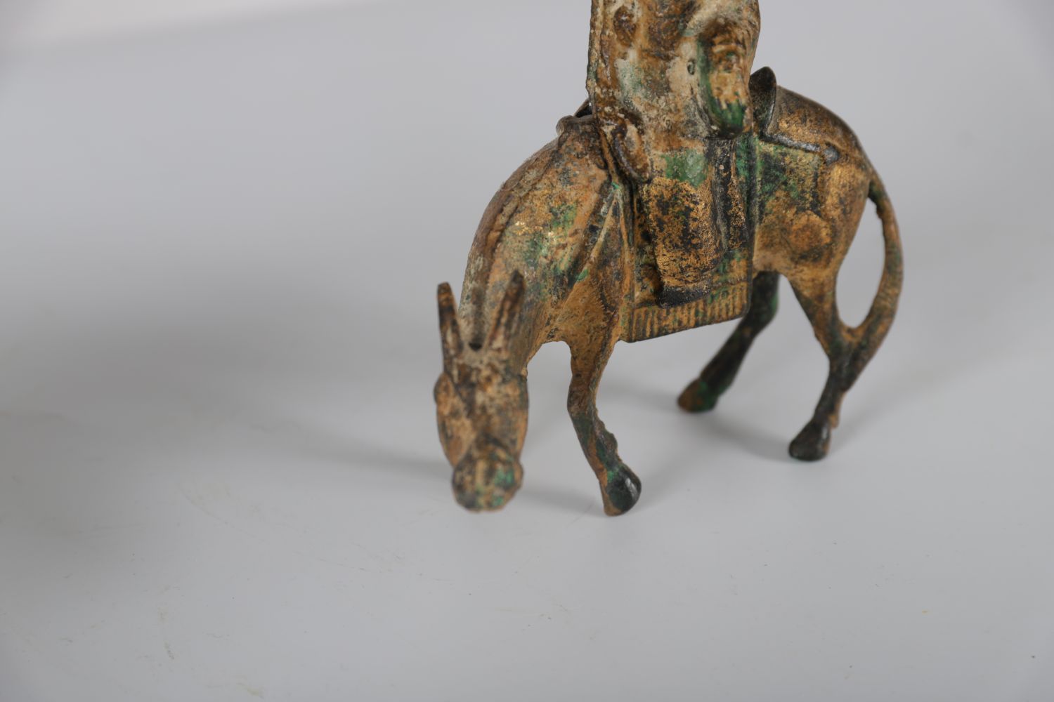 CHINESE BRONZE FIGURE - Image 2 of 3