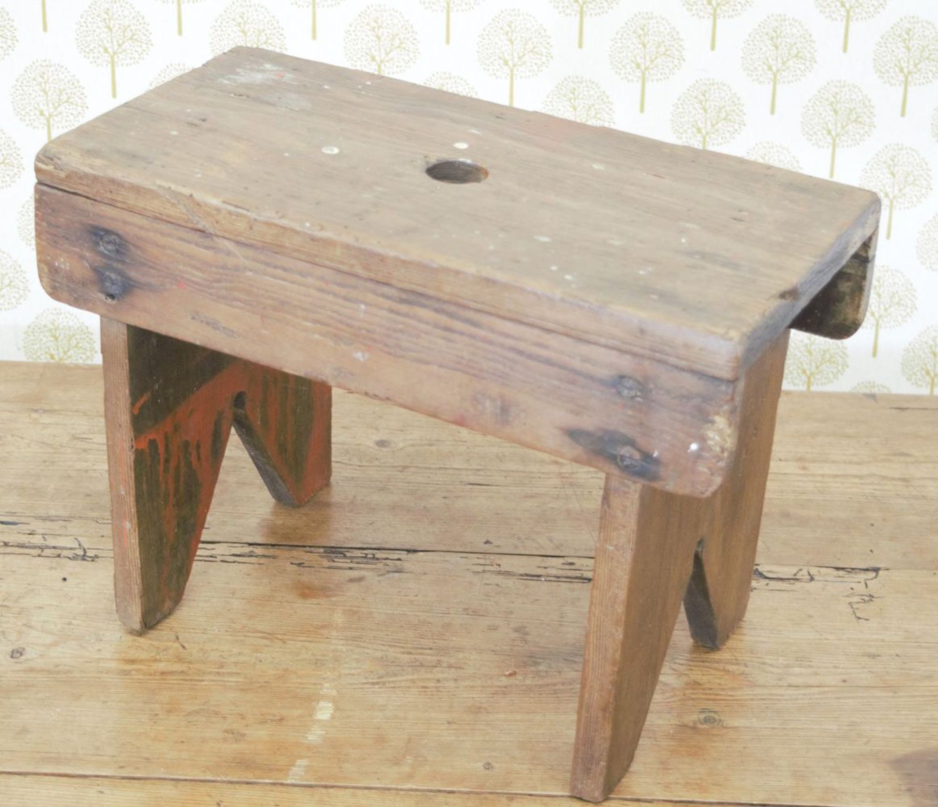 19TH-CENTURY PINE MILKING STOOL - Image 2 of 2