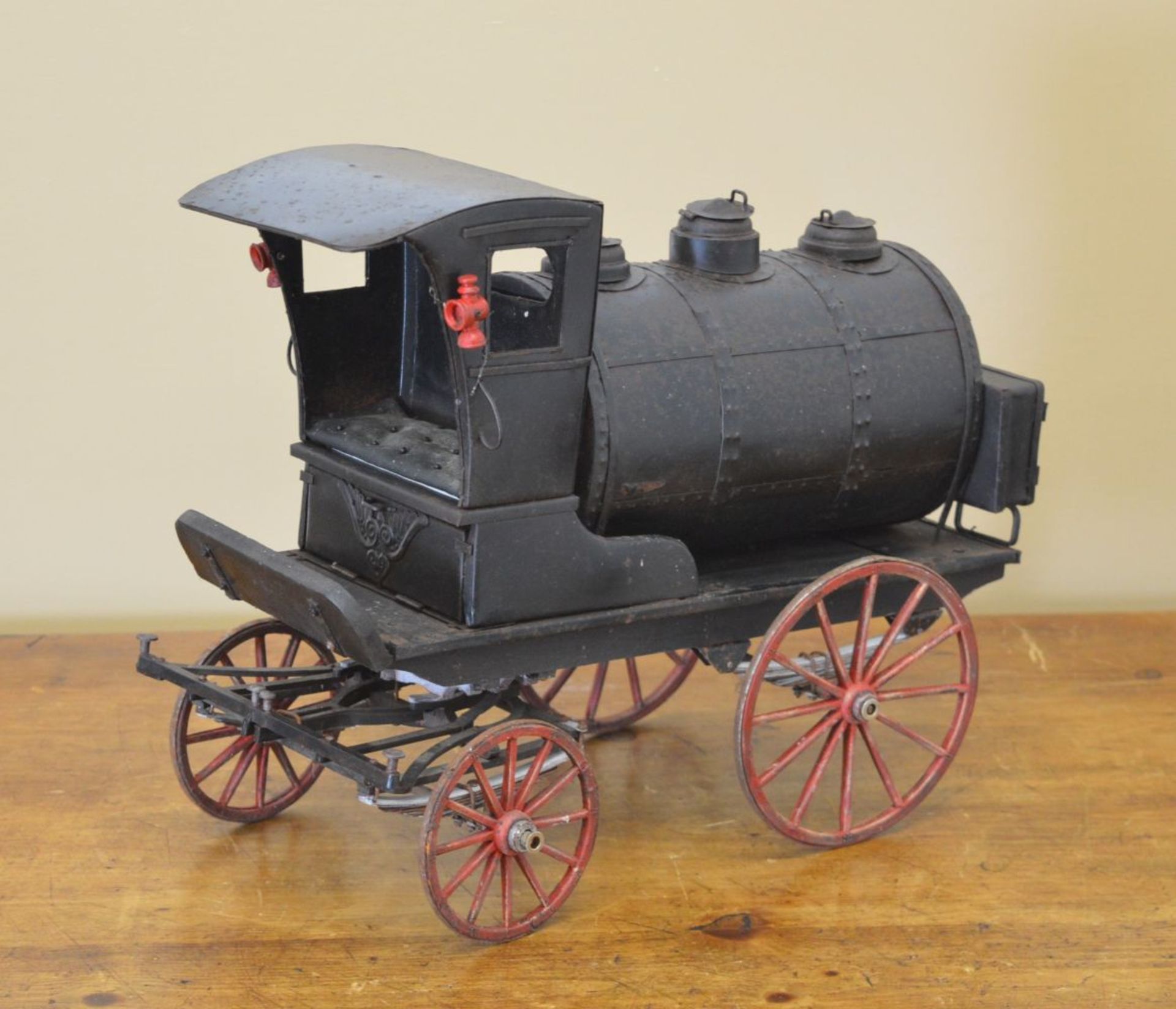 METAL MODEL OF A STEAM ENGINE - Image 3 of 3