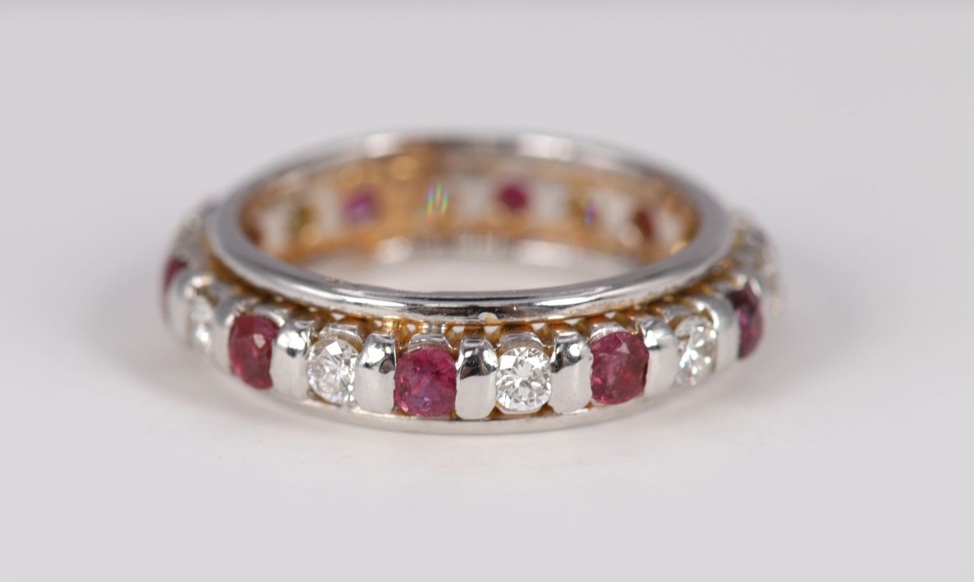 18K WHITE GOLD, DIAMOND AND RUBY RING