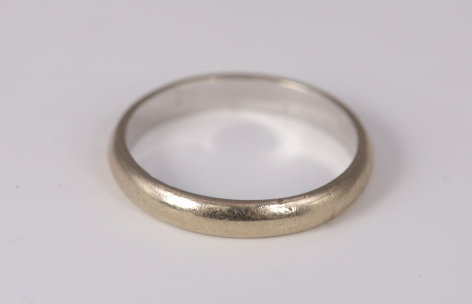 14K GOLD WEDDING BAND - Image 3 of 3