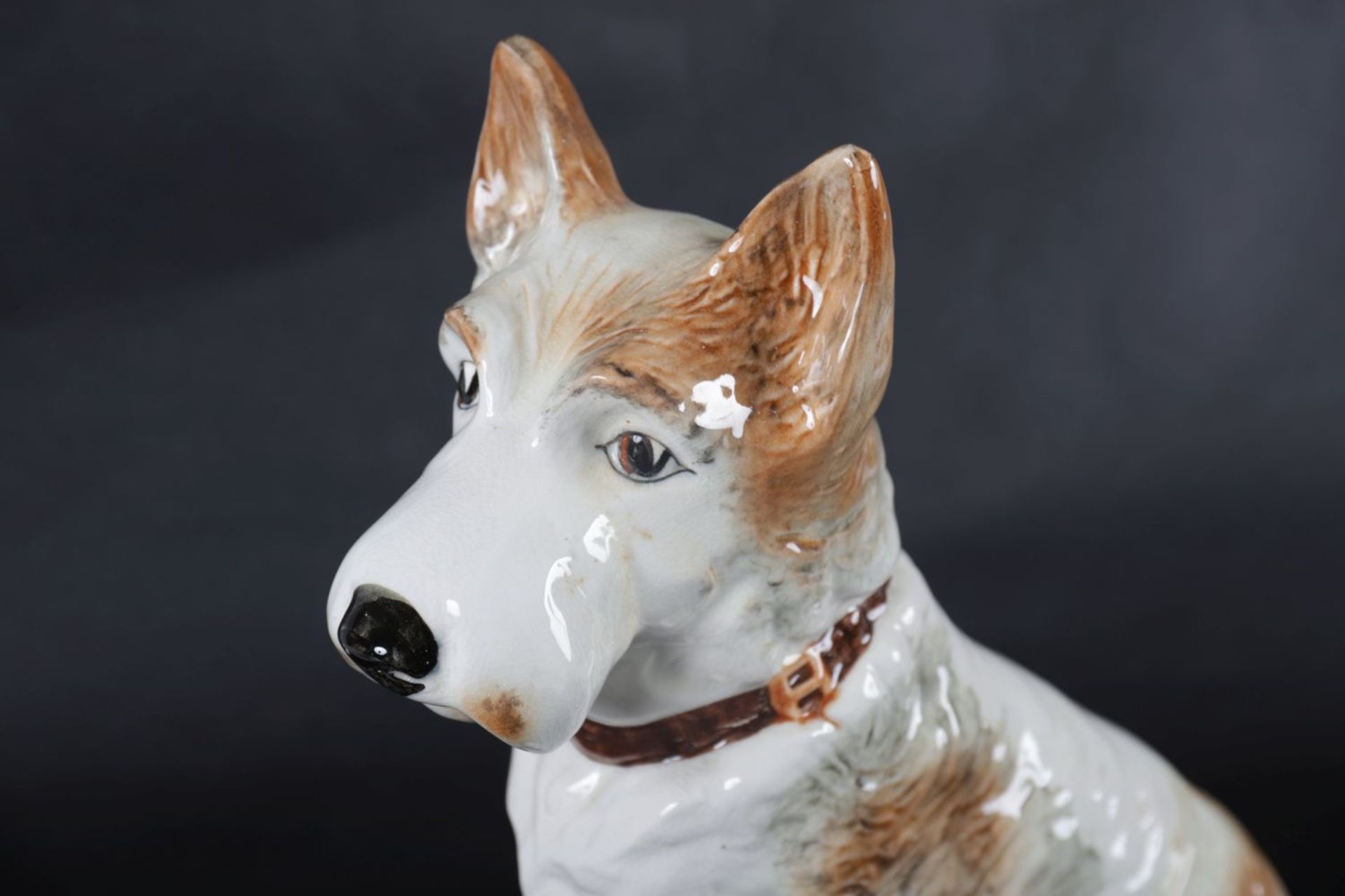 VICTORIAN POTTERY TERRIER - Image 2 of 3