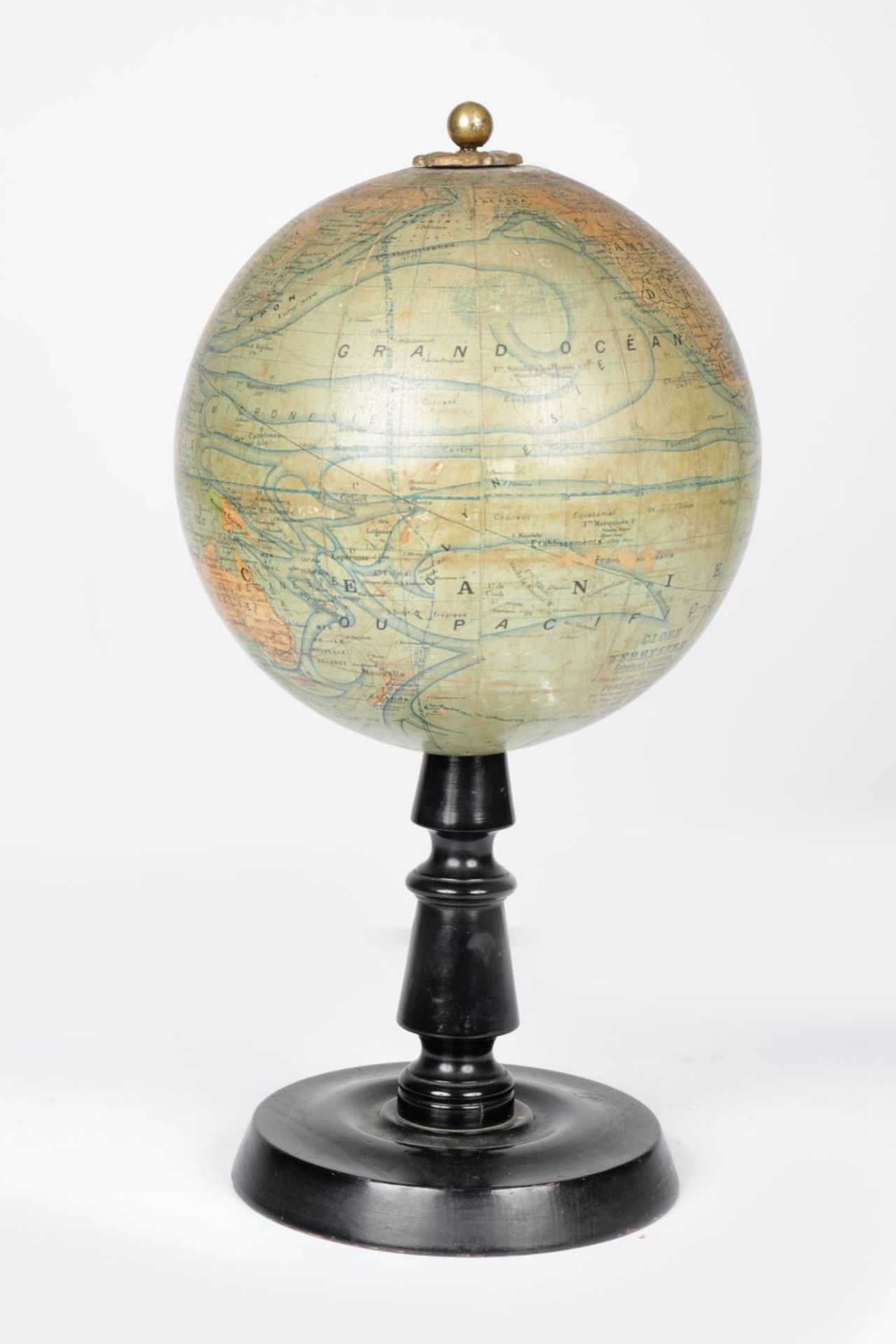 LEGEND TERRESTRIAL GLOBE