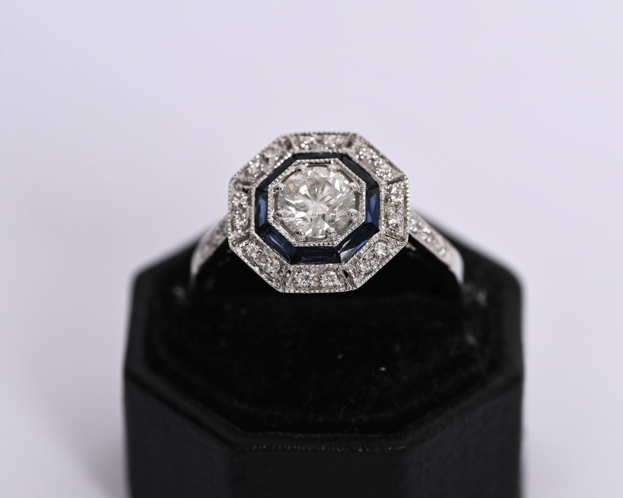 18K WHITE GOLD SAPPHIRE & DIAMOND TARGET RING