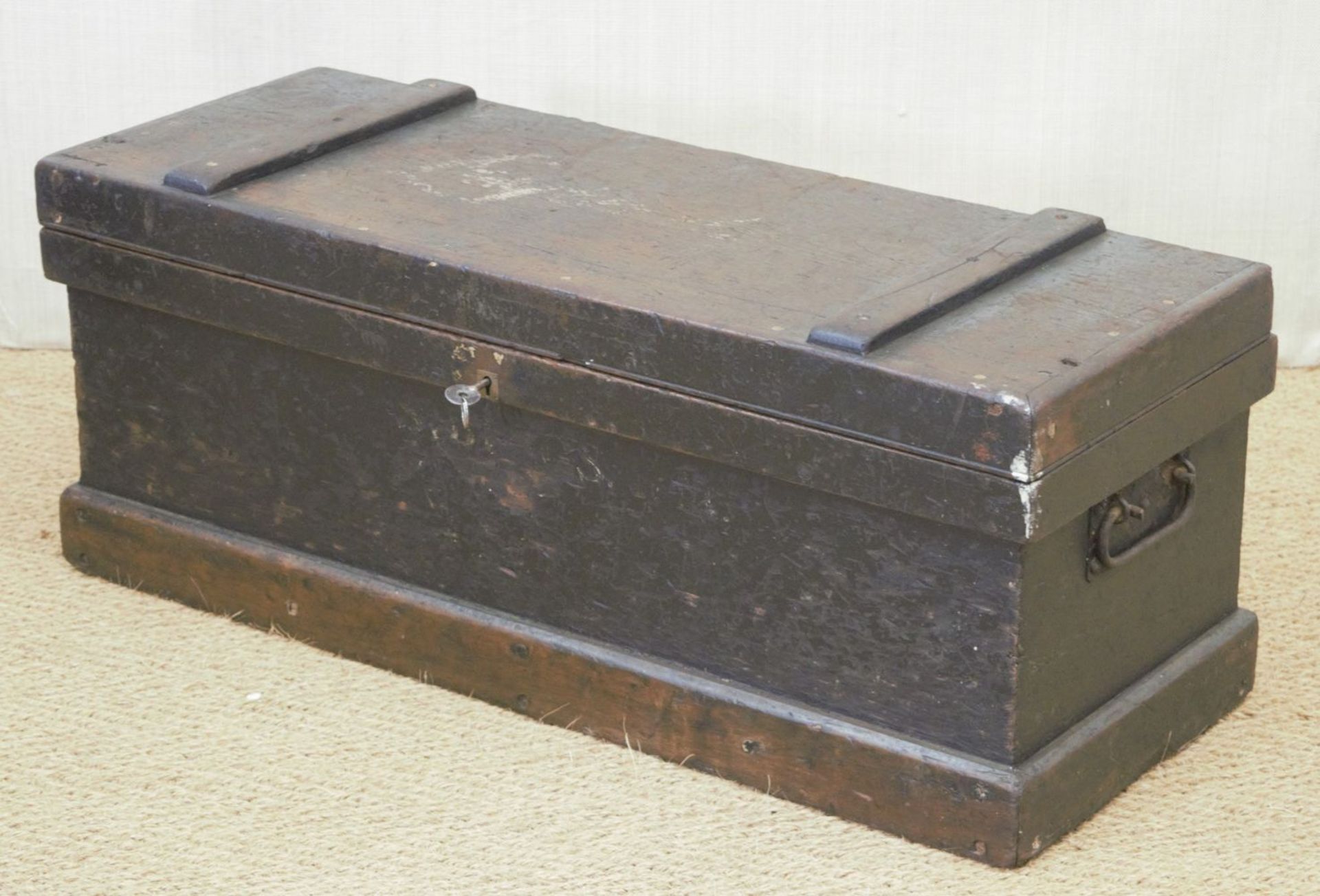 19TH-CENTURY PINE CARPENTER'S TOOLBOX - Image 2 of 2