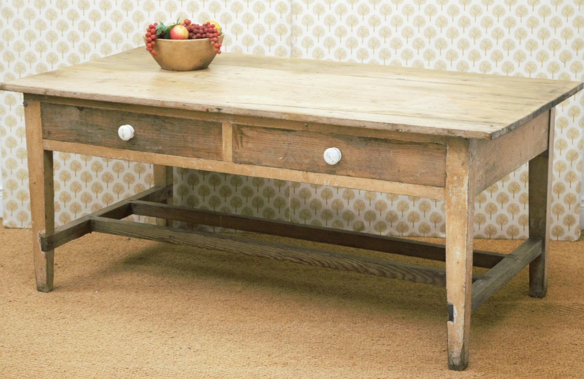 LARGE 19TH-CENTURY PINE COUNTRY KITCHEN TABLE