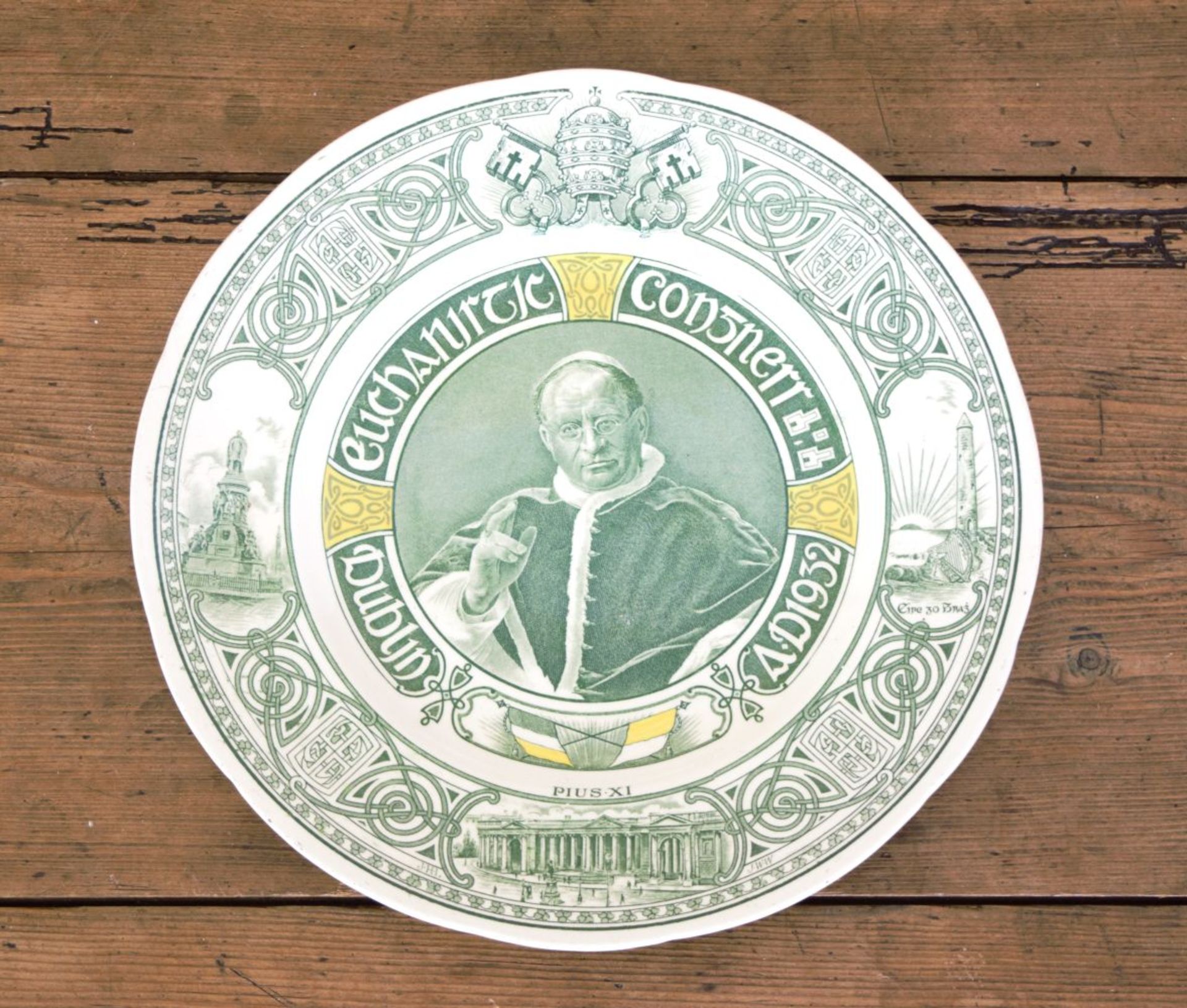 1932 EUCHARISTIC CONGRESS COMMEMORATIVE PLATE