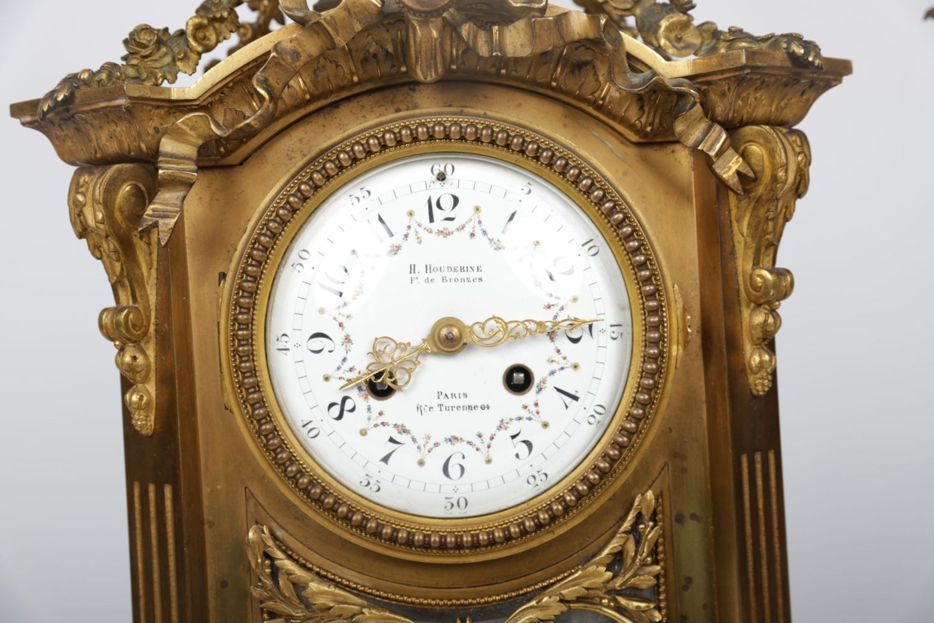 IMPORTANT 19TH-CENTURY ORMOLU CLOCK GARNITURE - Image 2 of 4