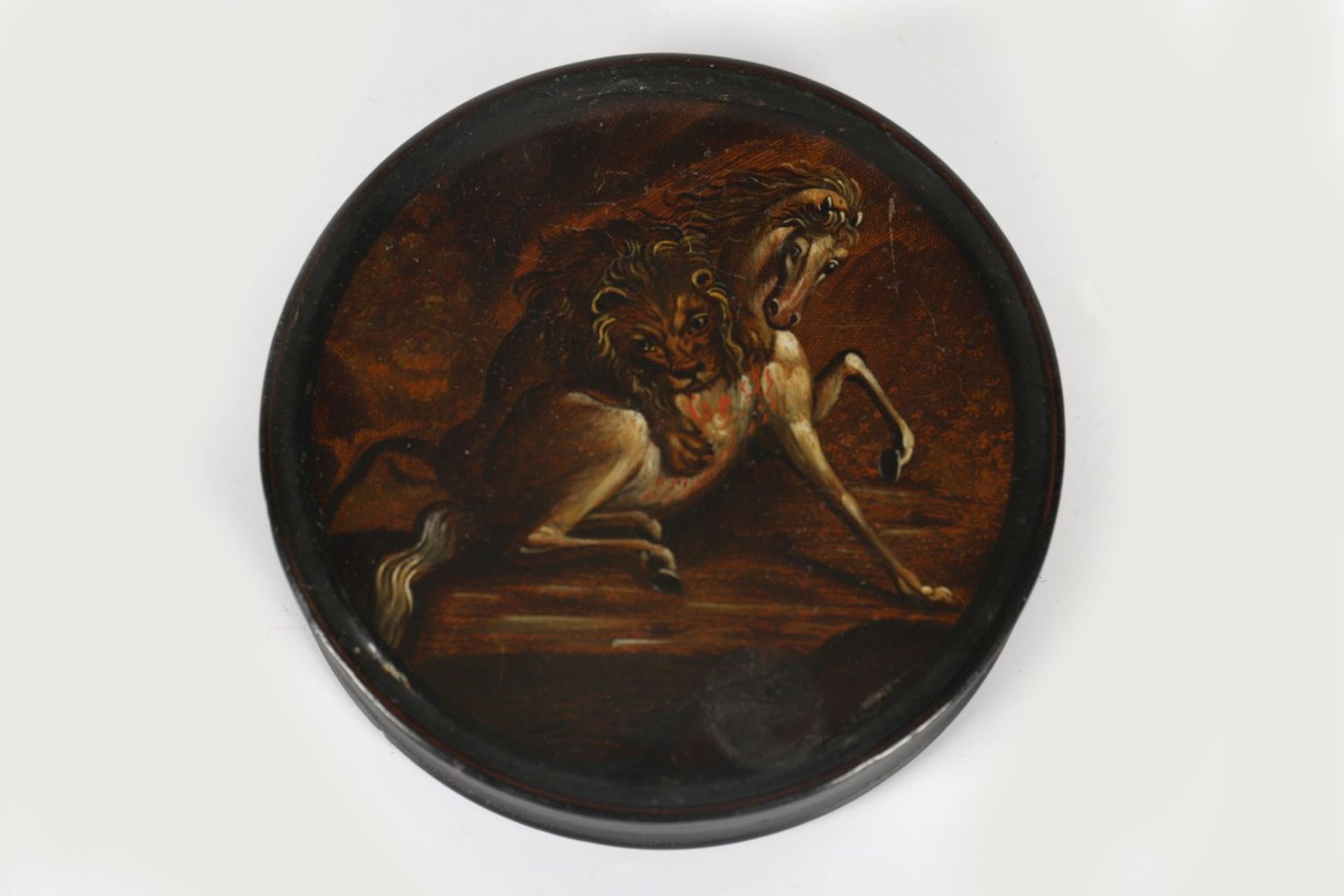 19TH-CENTURY PAPIER MACHE SNUFF BOX