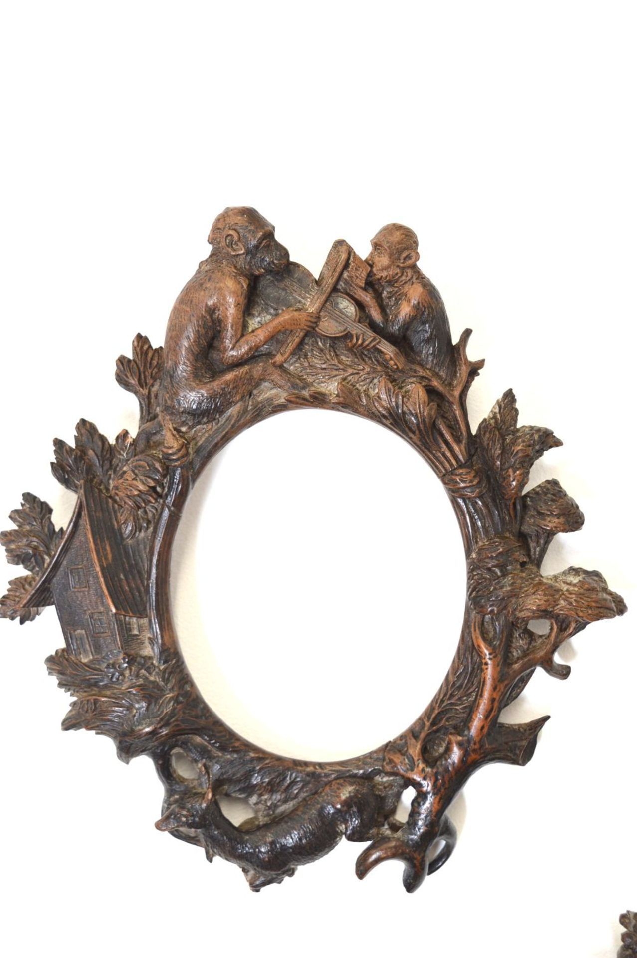 PAIR CARVED WOOD FRAMES - Image 3 of 3