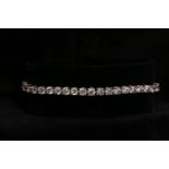 18K WHITE GOLD DIAMOND TENNIS BRACELET