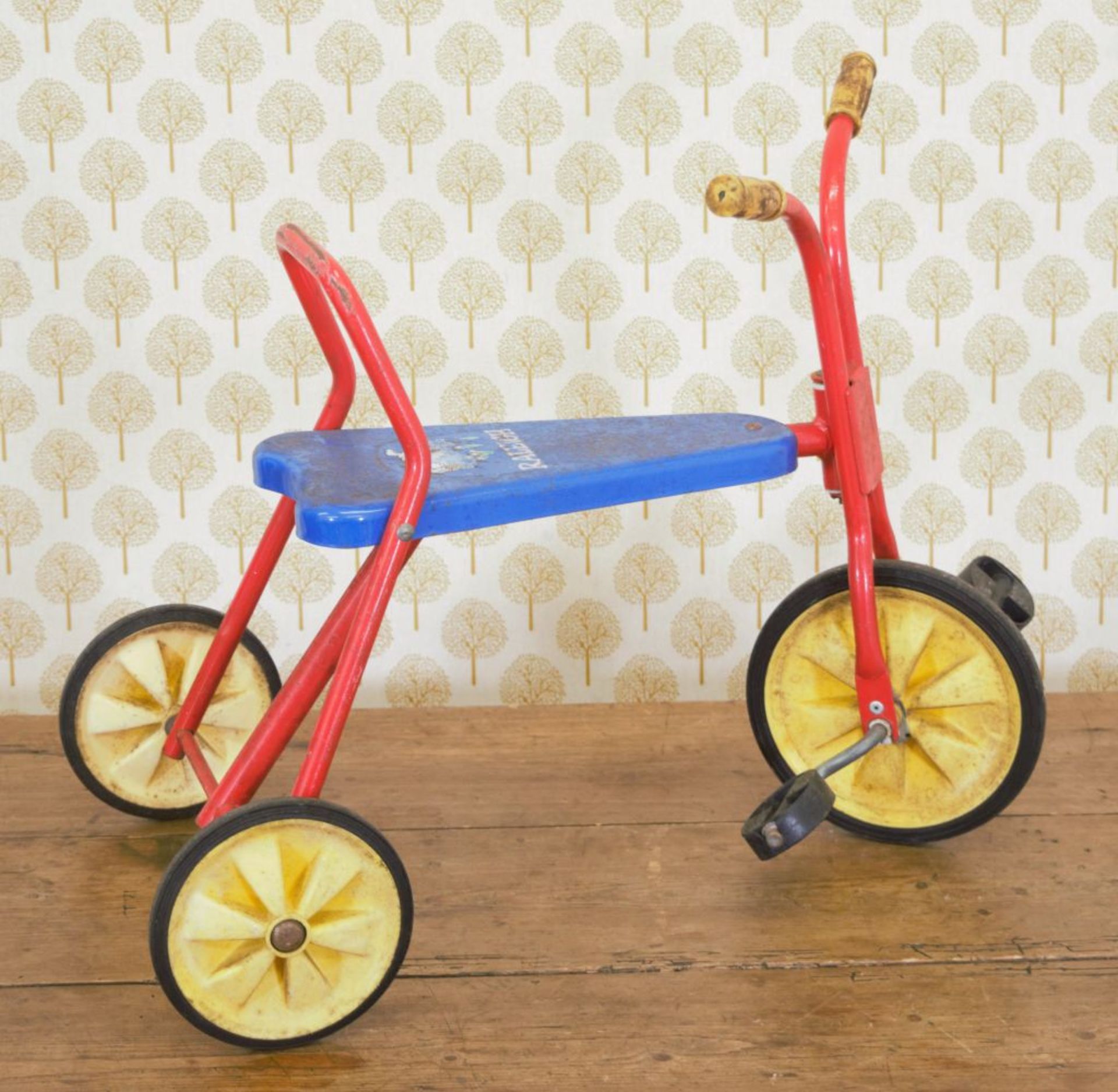 VINTAGE 3-WHEEL CHILD'S TRICYCLE - Image 2 of 2