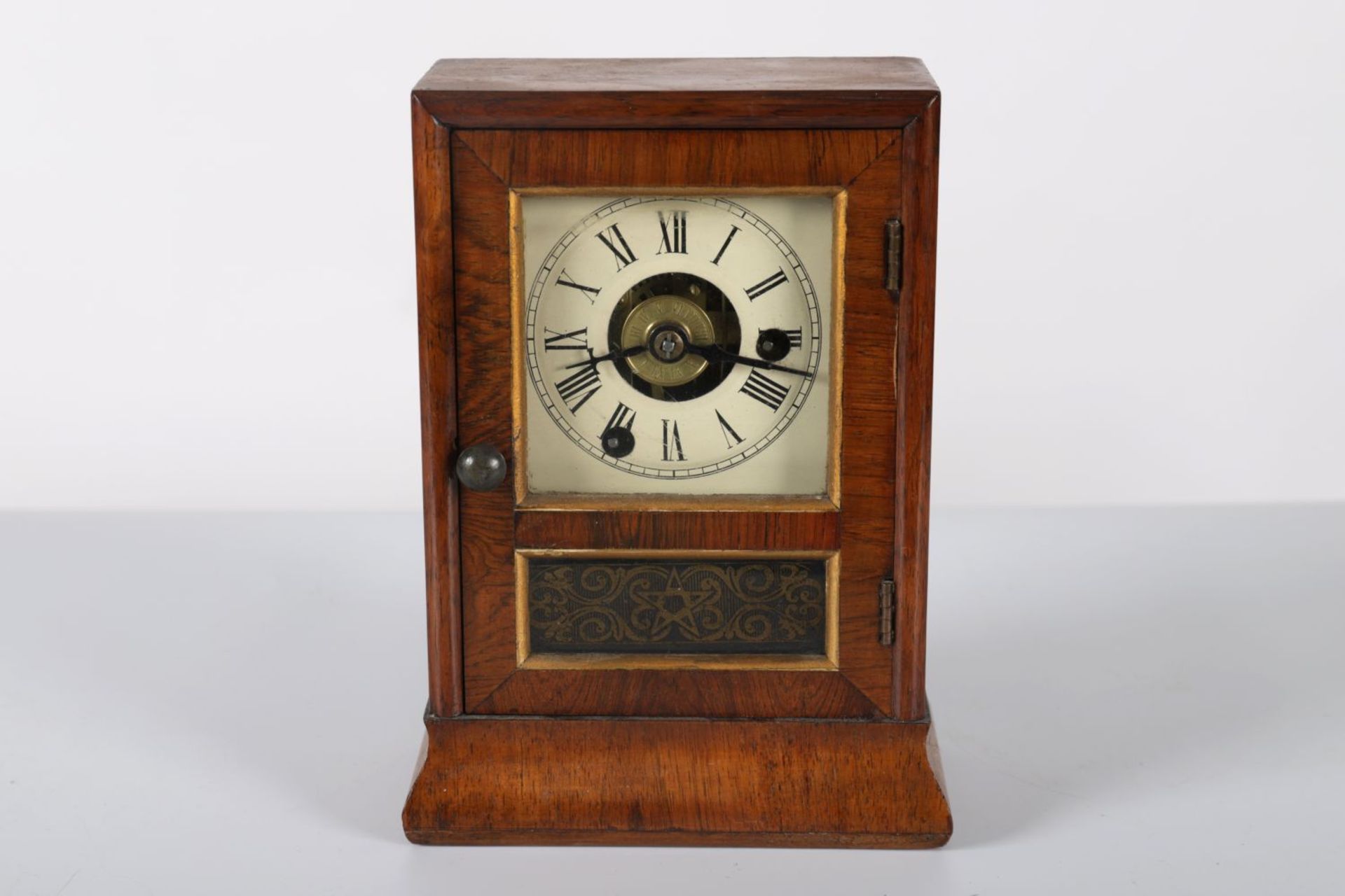 19TH-CENTURY AMERICAN ROSEWOOD CASED MANTLE CLOCK
