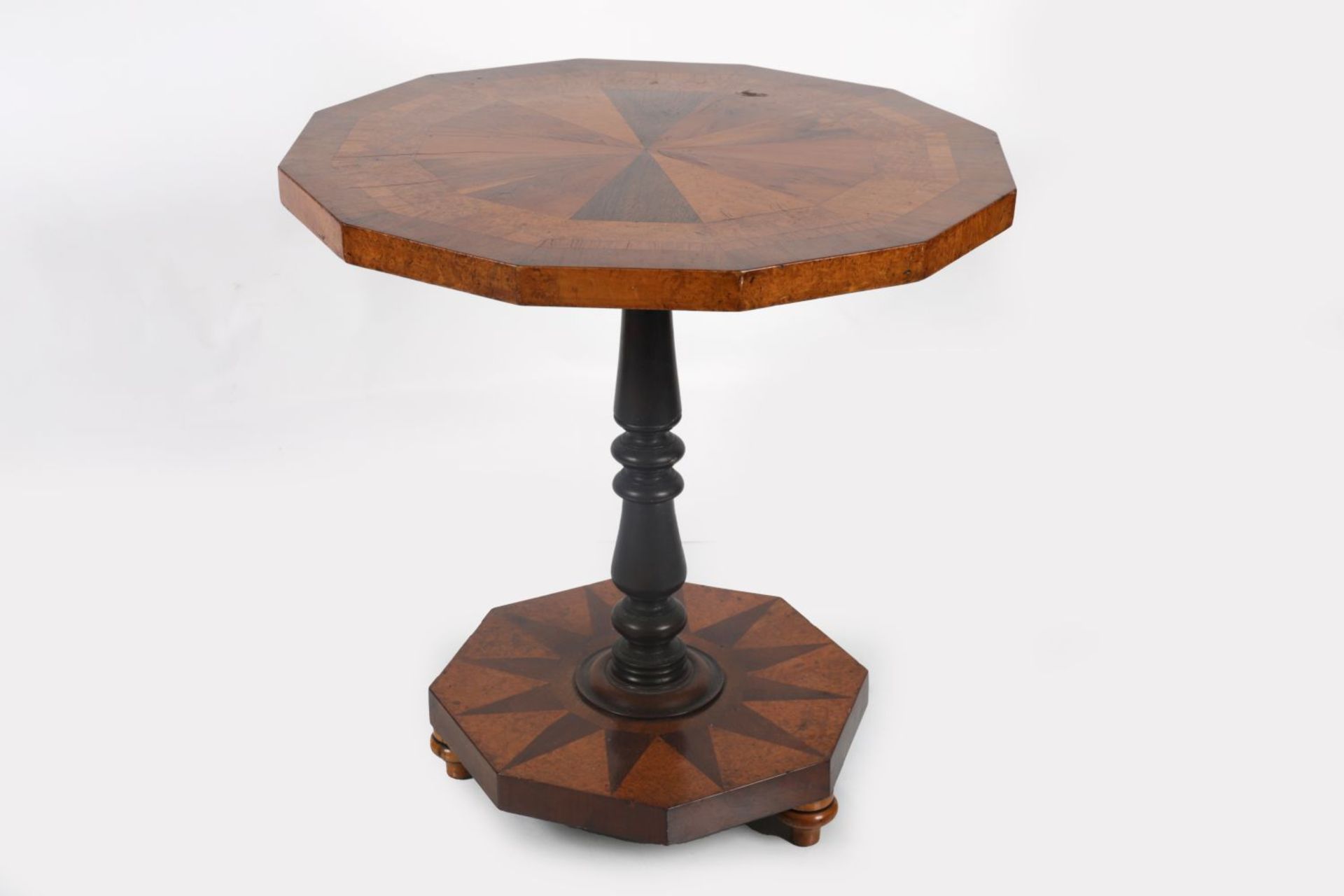 19TH-CENTURY MALTESE SPECIMEN CENTRE TABLE