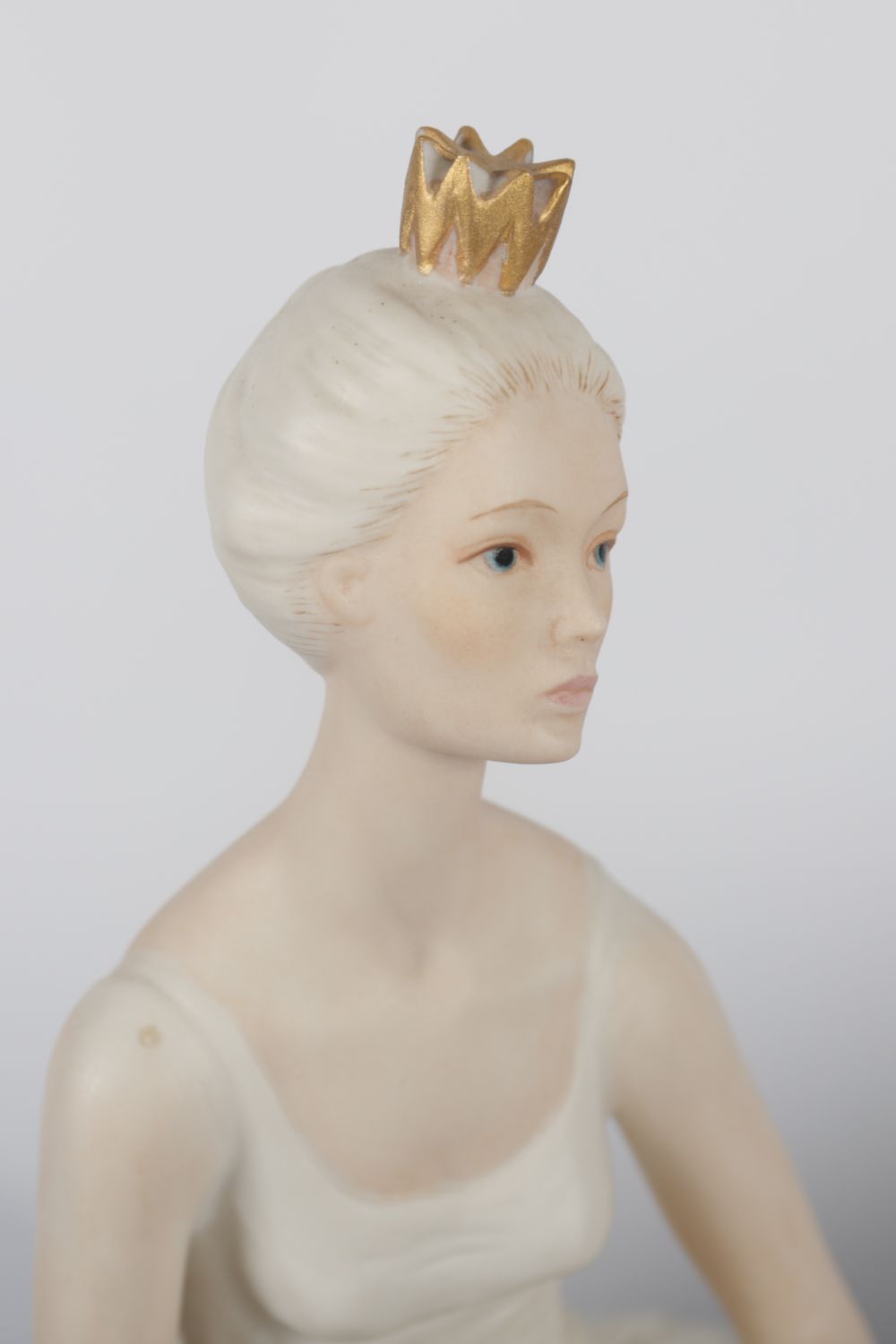 SPECIAL EDITION CYBIS BISQUE PORCELAIN FIGURE - Image 2 of 3