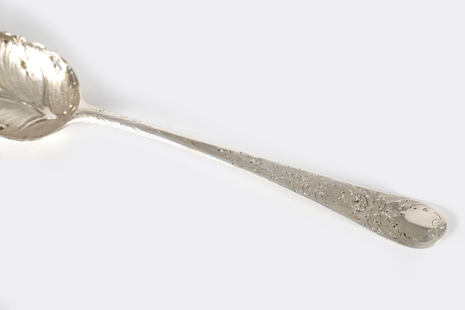 HESTER BATEMAN SILVER SERVING SPOON - Image 3 of 4