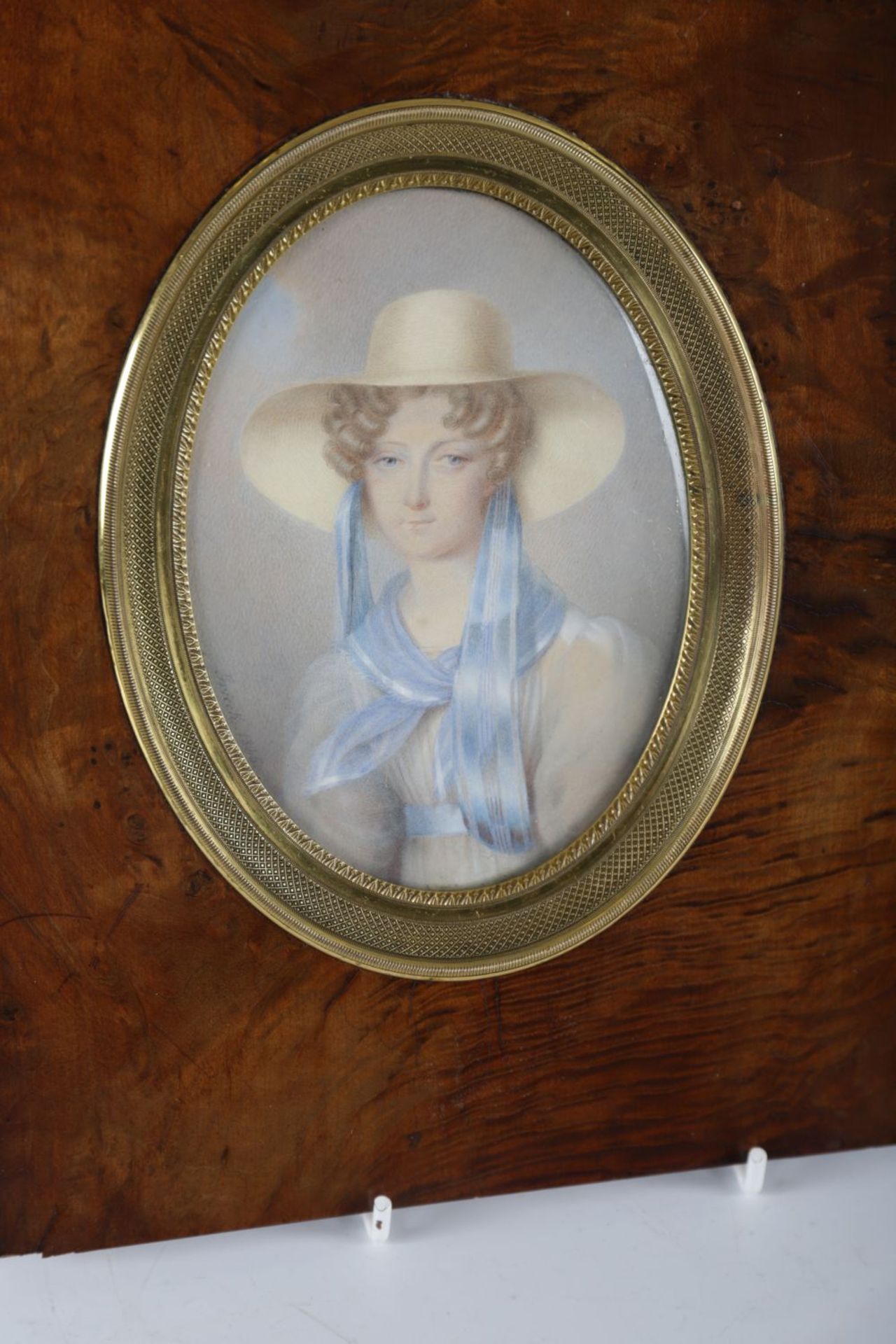 19TH-CENTURY OVAL PORTRAIT MINIATURE - Bild 2 aus 3