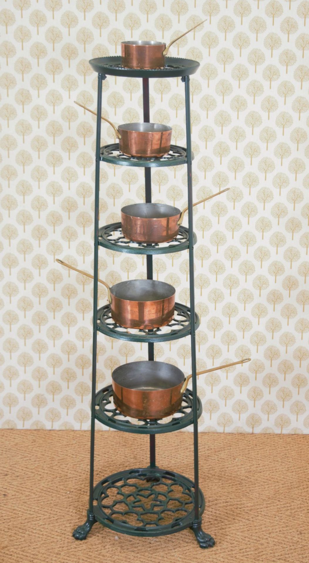 METAL 6-TIER CIRCULAR TAPERED PANTRY SAUCEPAN STAND