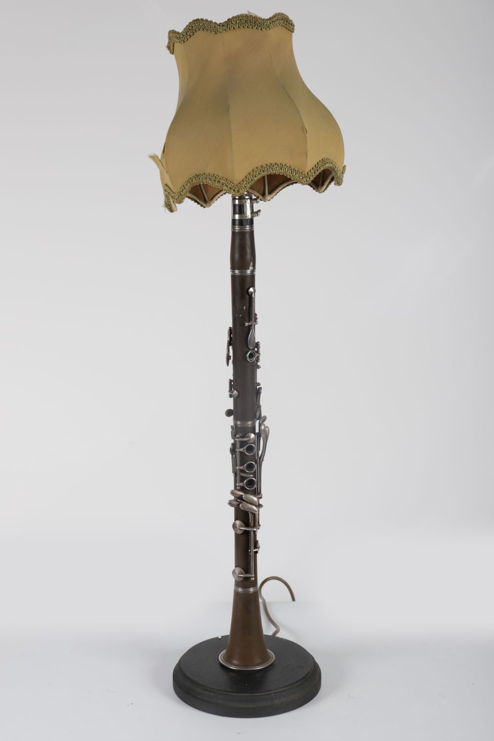 CLARINET STEMMED TABLE LAMP