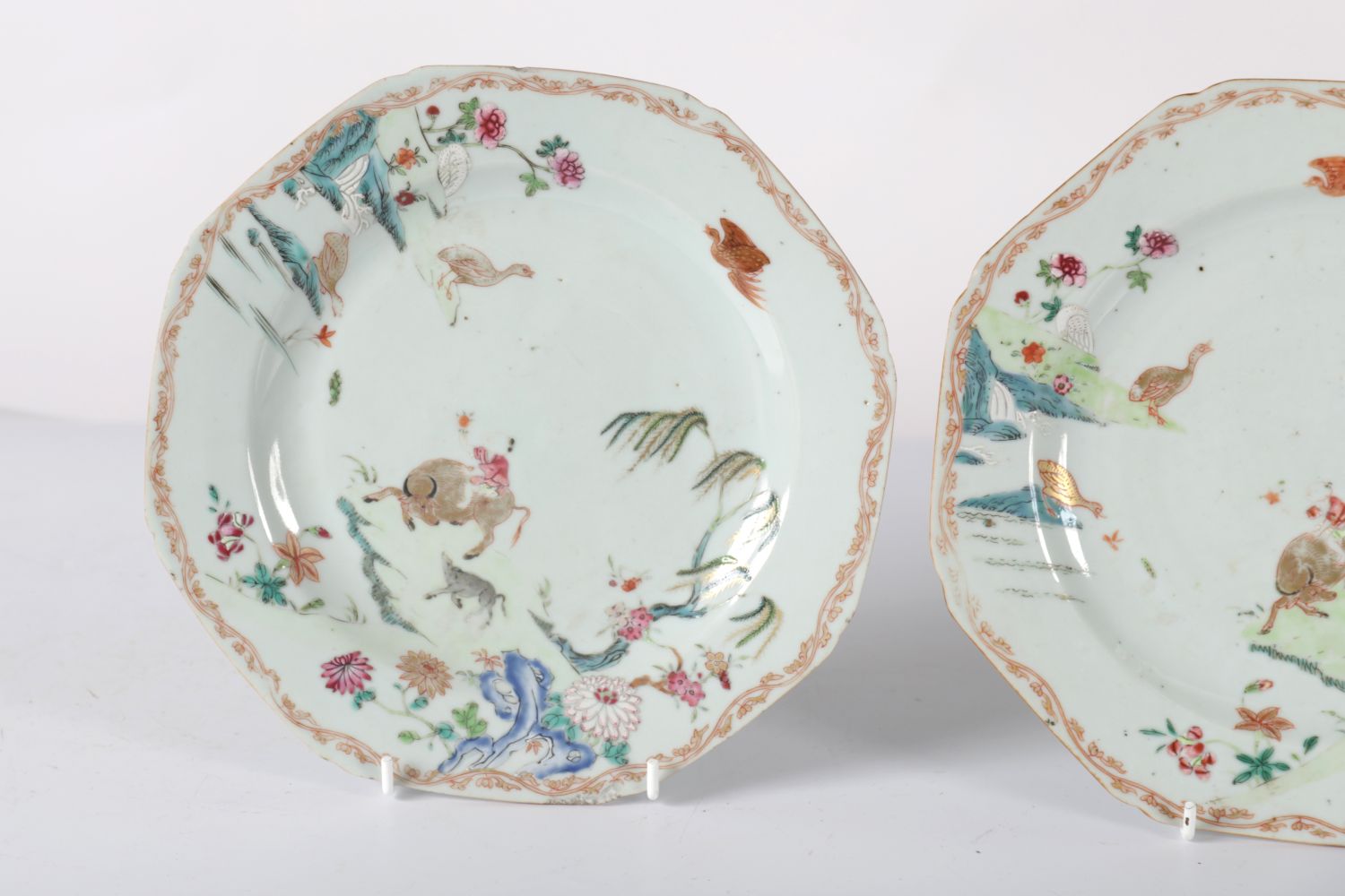 3 18TH-CENTURY CHINESE FAMILLE ROSE PLATES - Image 2 of 3