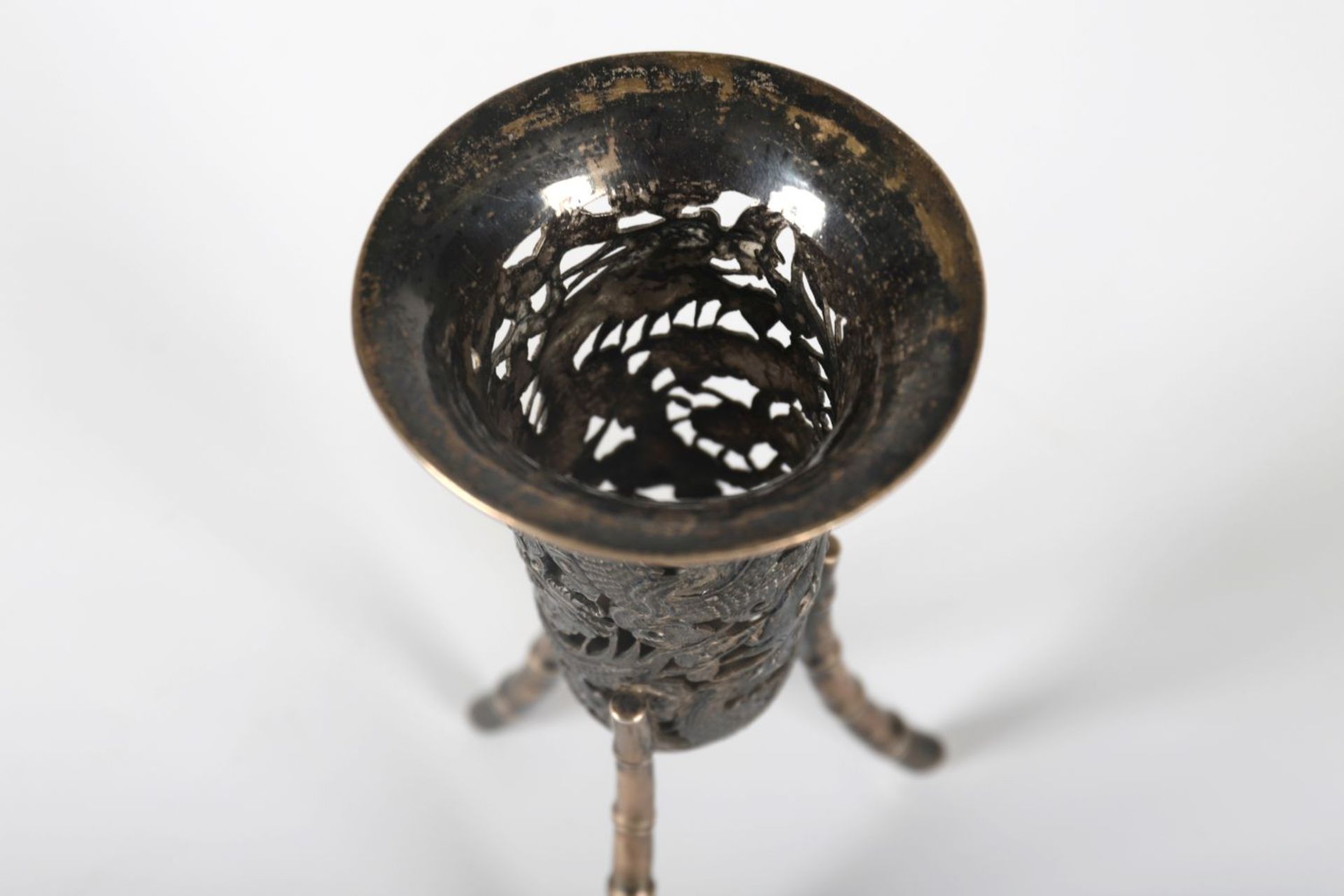 CHINESE QING SILVER VASE STAND - Image 2 of 3