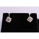 18K WHITE GOLD DIAMOND STUD EARRINGS