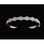 18K WHITE GOLD & DIAMOND BRACELET