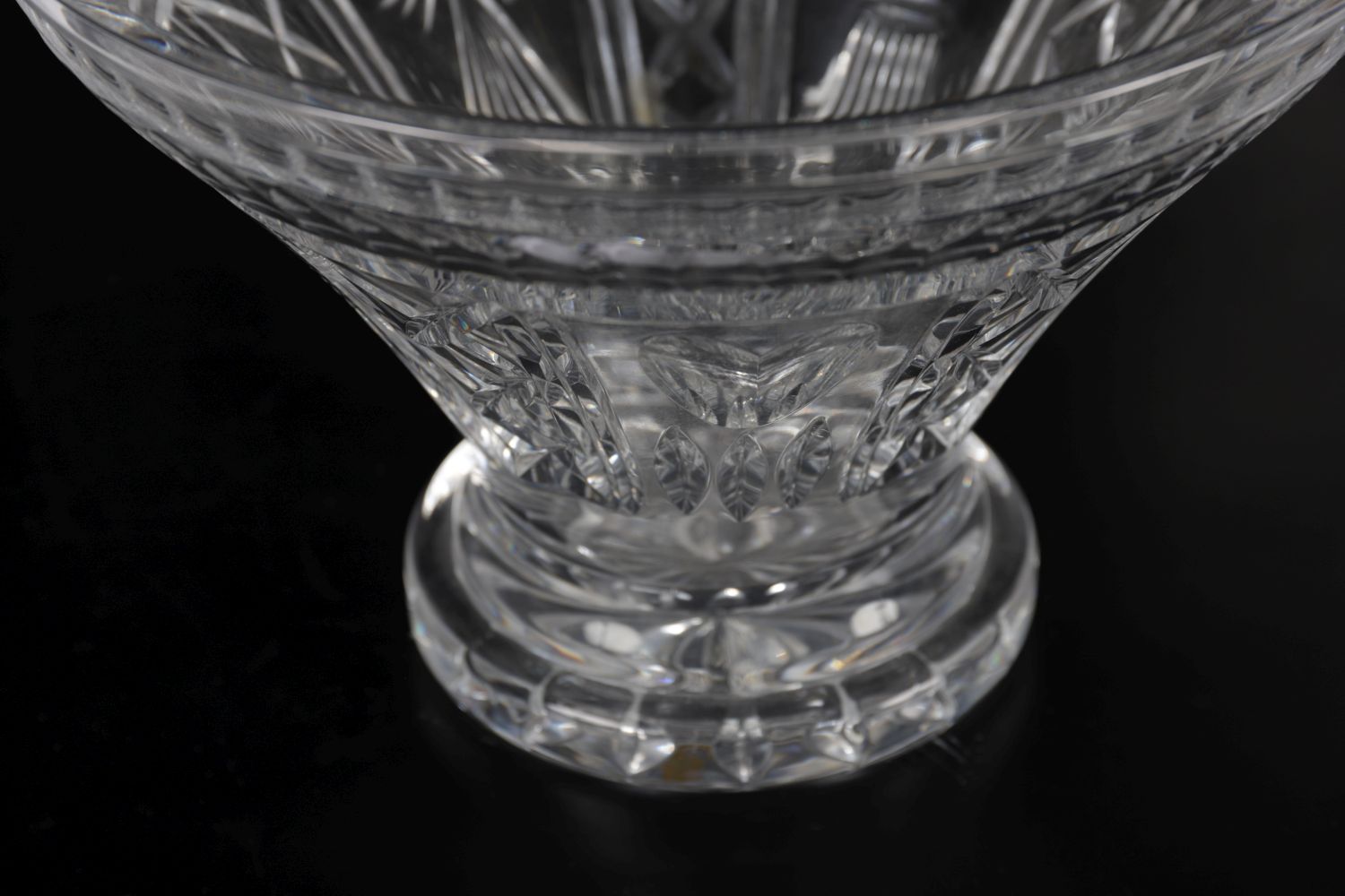LARGE WATERFORD CRYSTAL CENTREPIECE - Image 3 of 3