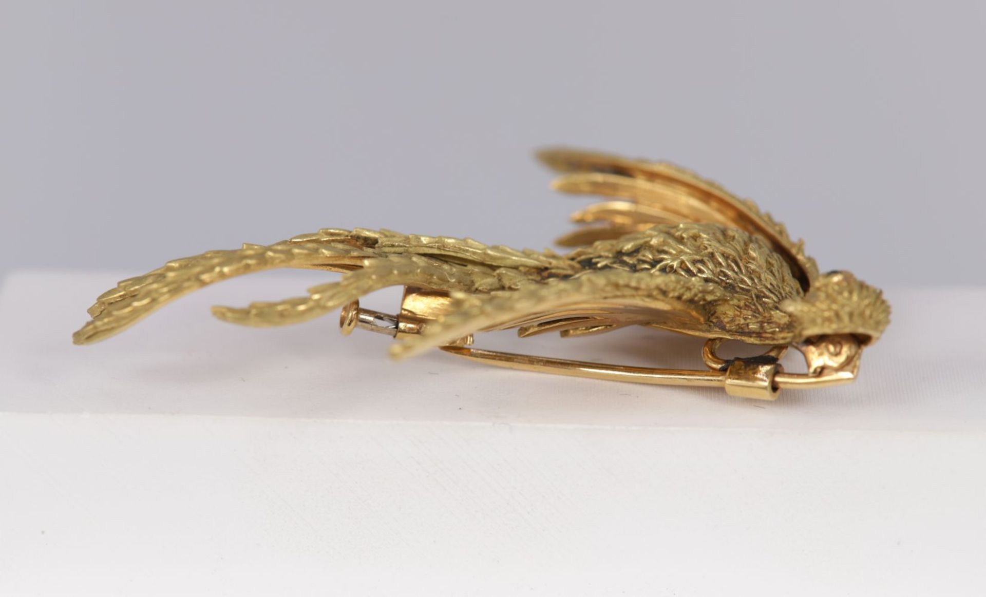 18K GOLD BIRD OF PARADIASE BROOCH - Image 3 of 3