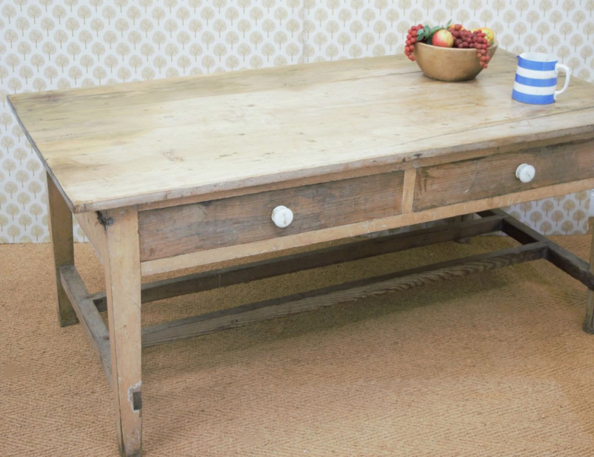 LARGE 19TH-CENTURY PINE COUNTRY KITCHEN TABLE - Image 2 of 5