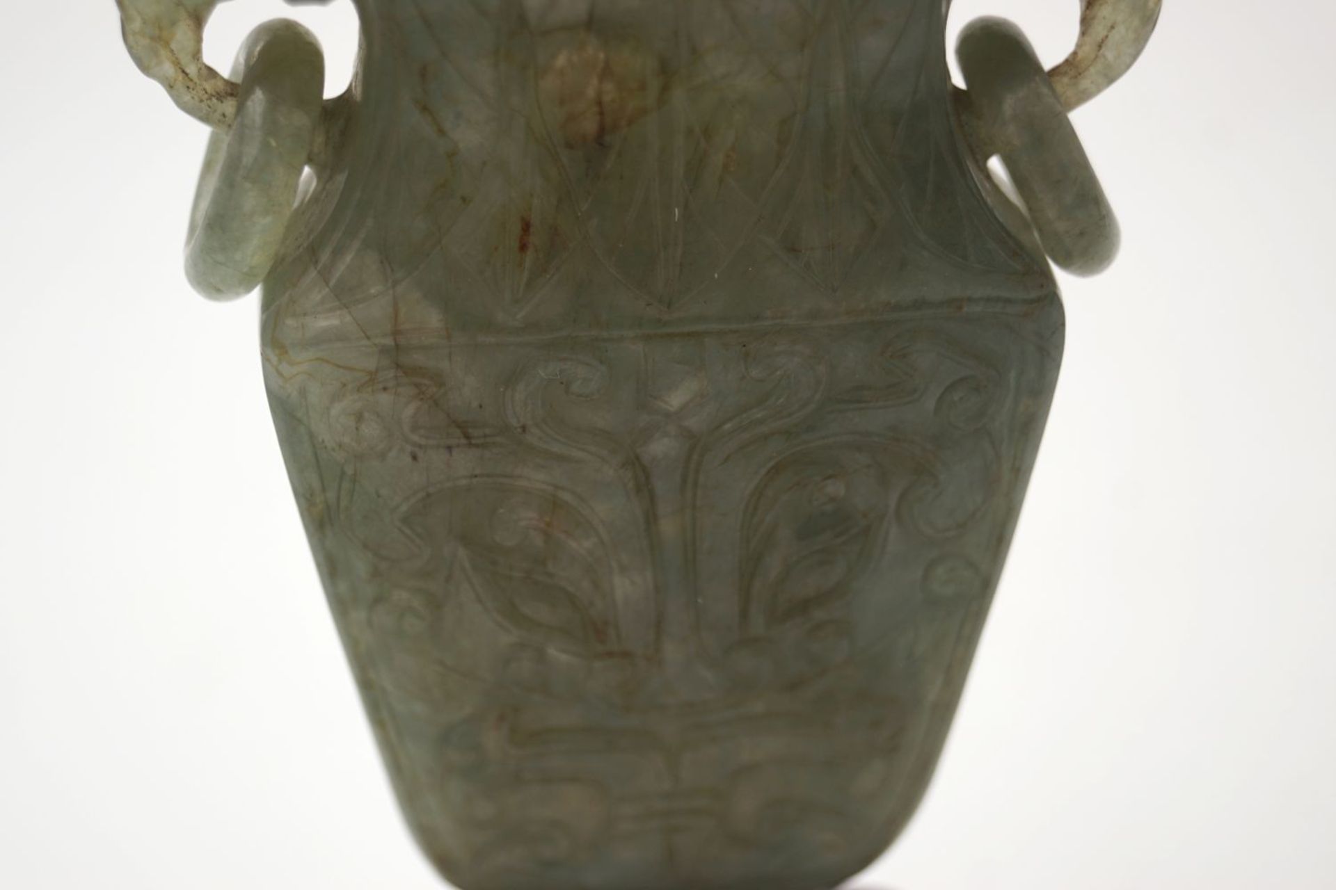 CHINESE QING GREEN JADE URN AND COVER - Bild 4 aus 4