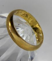 EHERING 750/000 Gelbgold. Ringgr. 61,