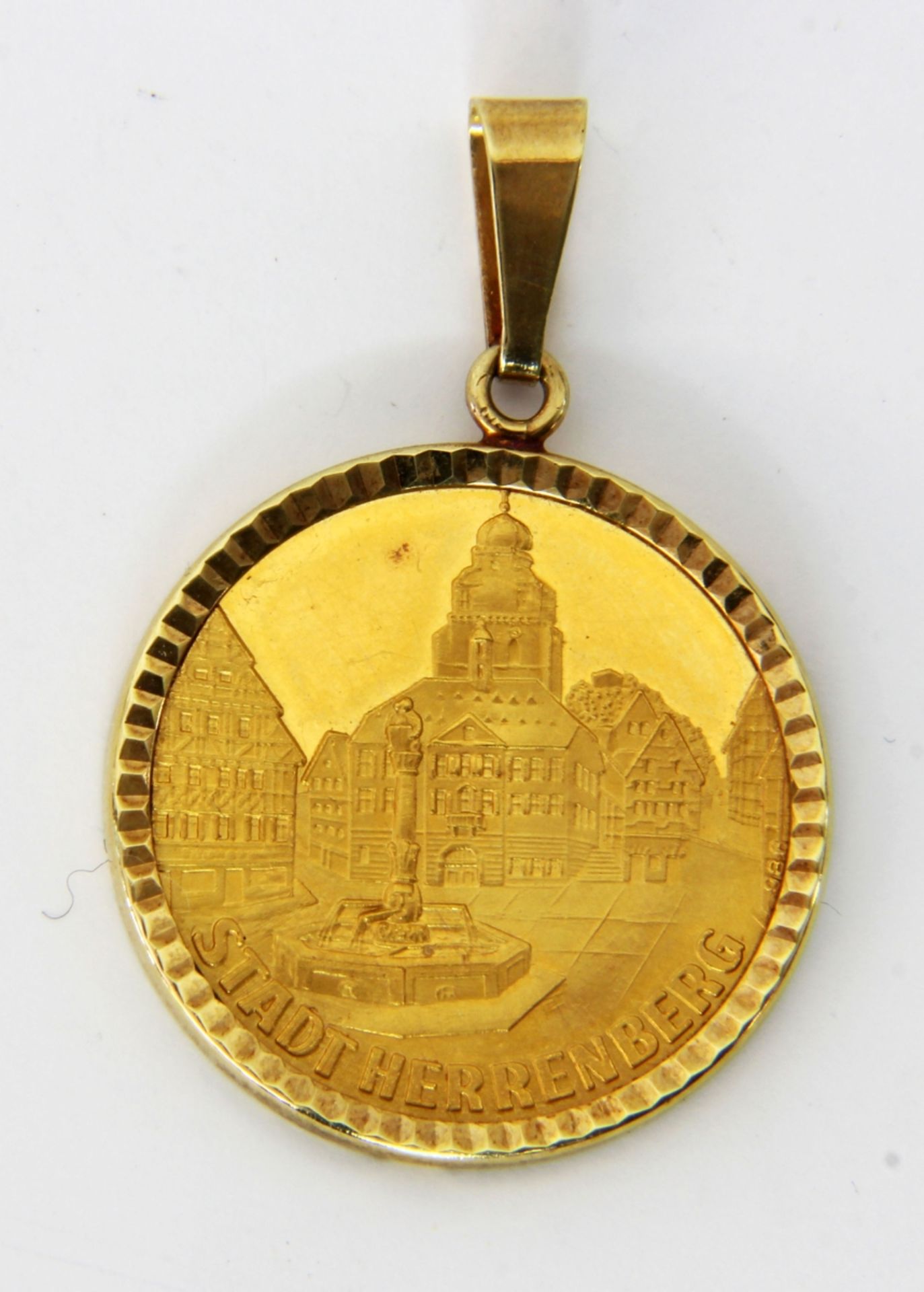 ANHÄNGER MIT GOLDMEDAILLE "HERRENBERG"