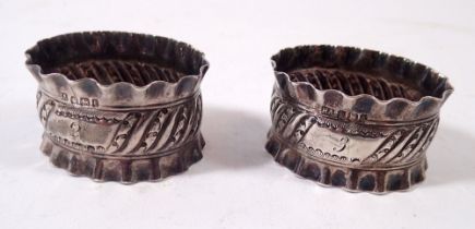 A pair of silver napkin rings, 42g, Sheffield 1895