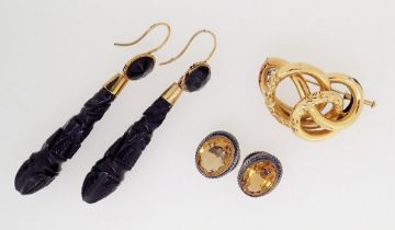 A Victorian gold knot brooch, unmarked but tested, 6g, a pair of jet earrings and a pair of white